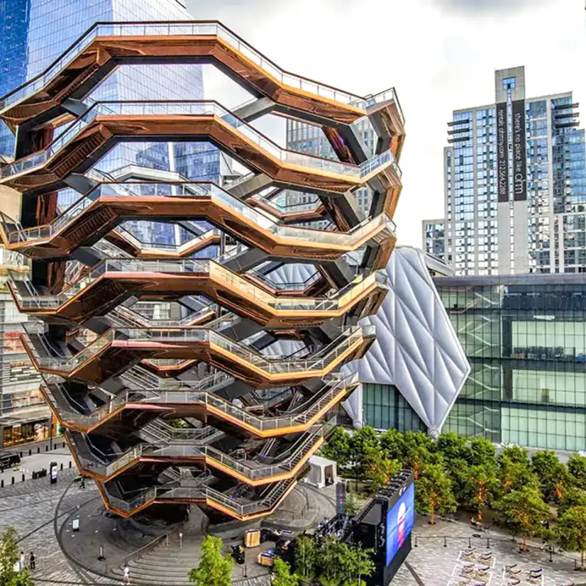 3-Day New York Tour from Montreal – Times Square, Liberty & Skyline Views