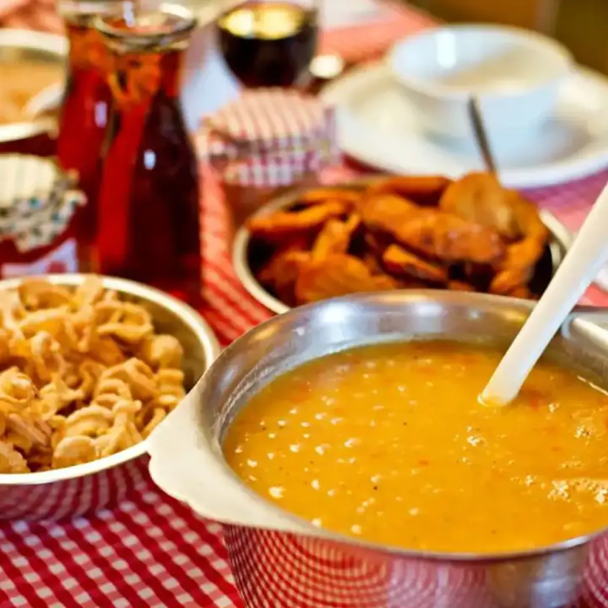 Best Maple Syrup Tour in Quebec – Traditional Sugar Shack & Local Cuisine (（All inclusive）)