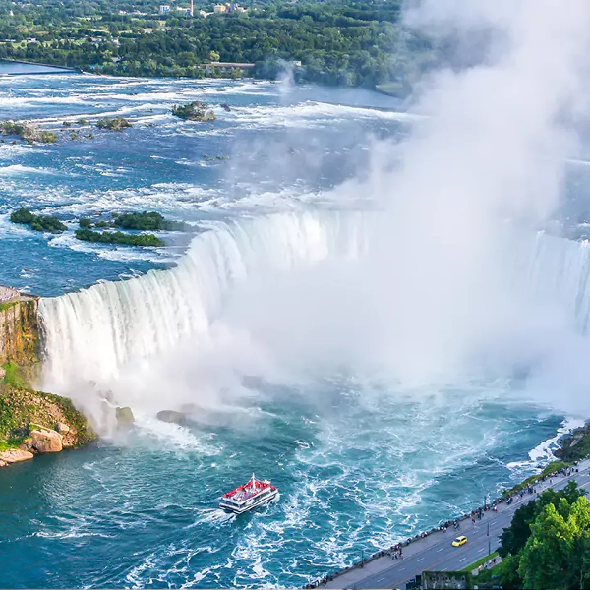 3-Day Tour: Thousand Islands, Toronto, Niagara Falls & Little Canada | From Montreal